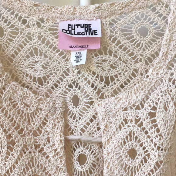 Lace Top - Picture 3 of 5